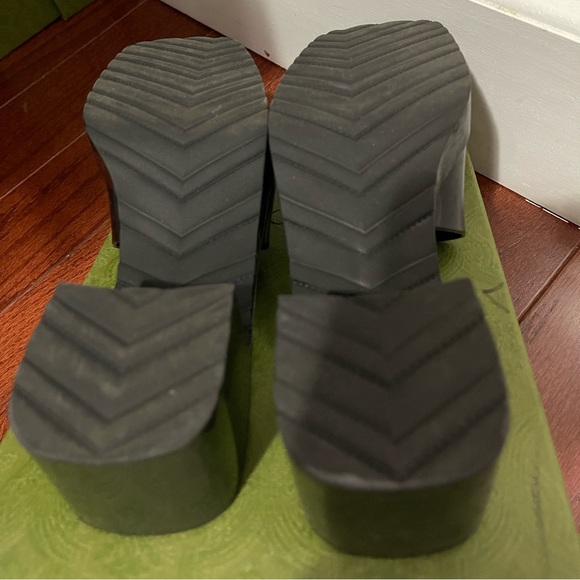 Authentic Gucci platform. Only wore once. Selling due to my heal spur. - Picture 5 of 9